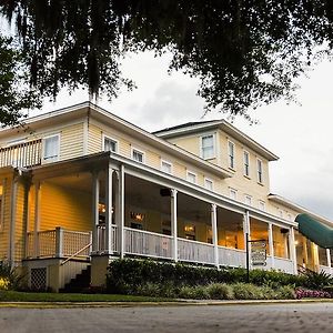 Lakeside Inn On Lake Dora